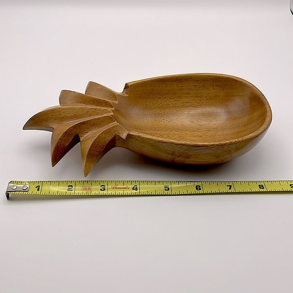 Waikiki Woods, durable, wooden, monkey pod bowls, pineapple/grape cluster - Picture 10 of 14